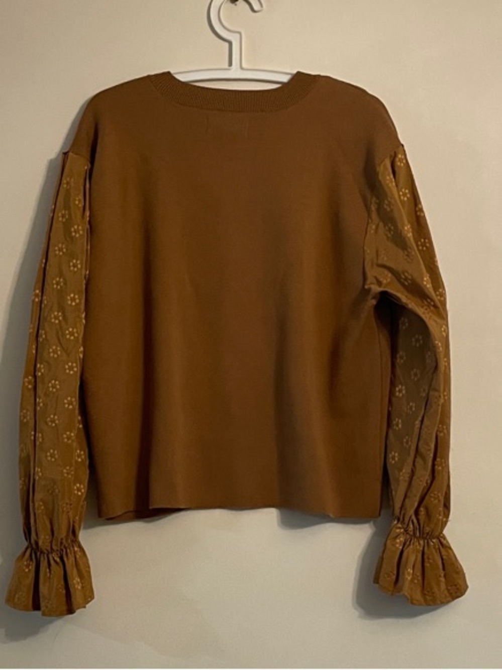 Anthropologie Mixed Media Eyelet Puff Sleeve Sweater Size L - Picture 4 of 9